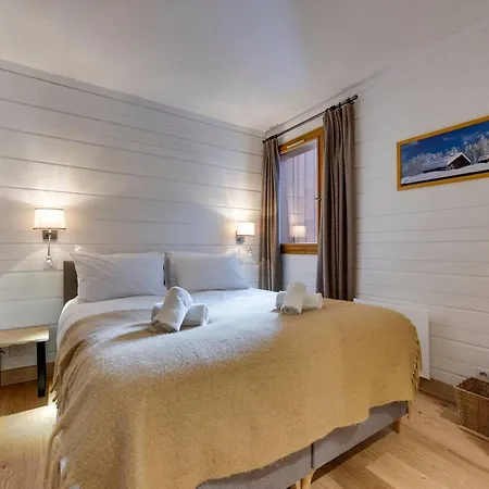 Duplex Et Spacieux - 7 Pers.